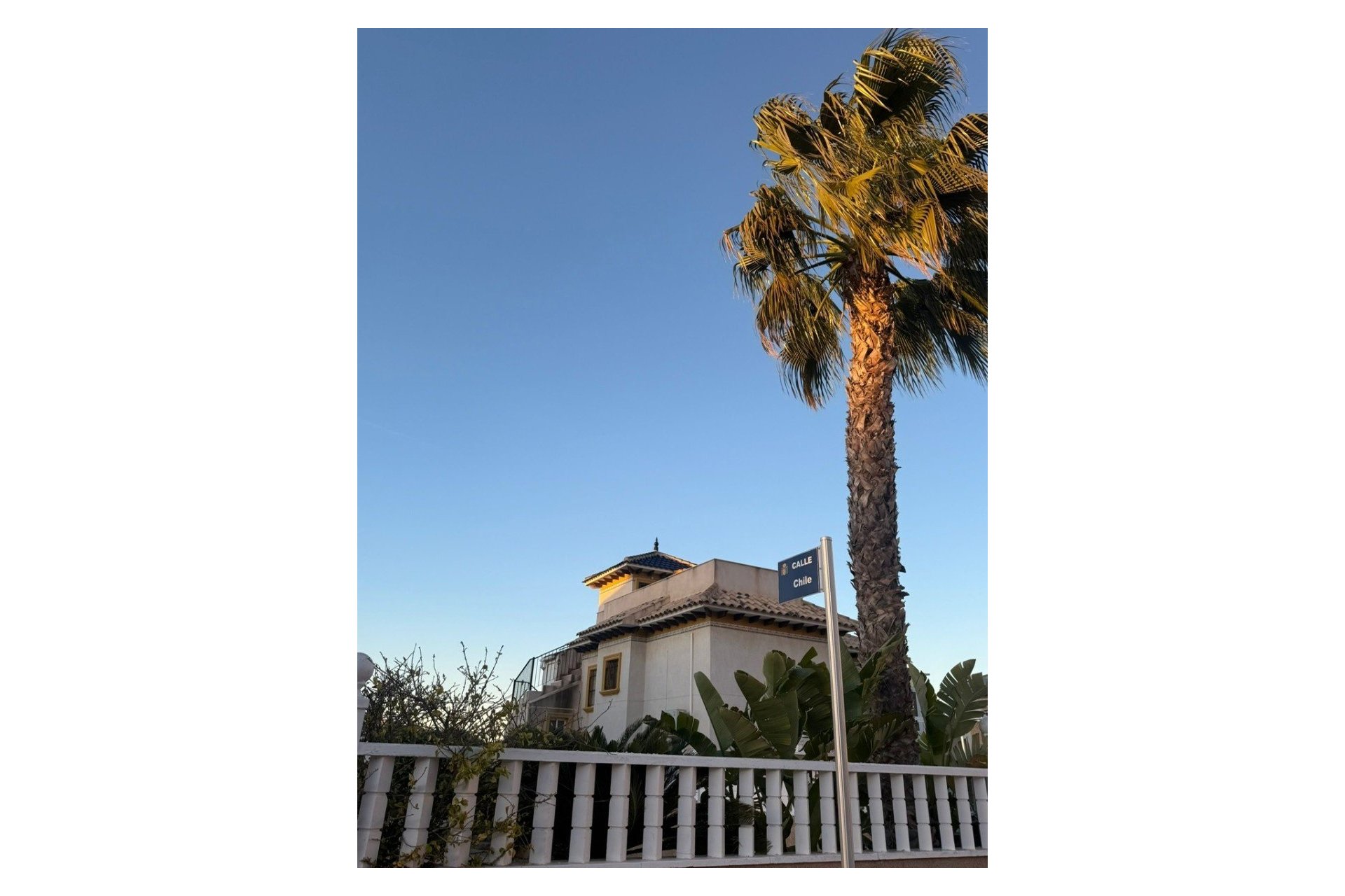 Herverkoop - Villa -
Orihuela Costa - Costa Blanca