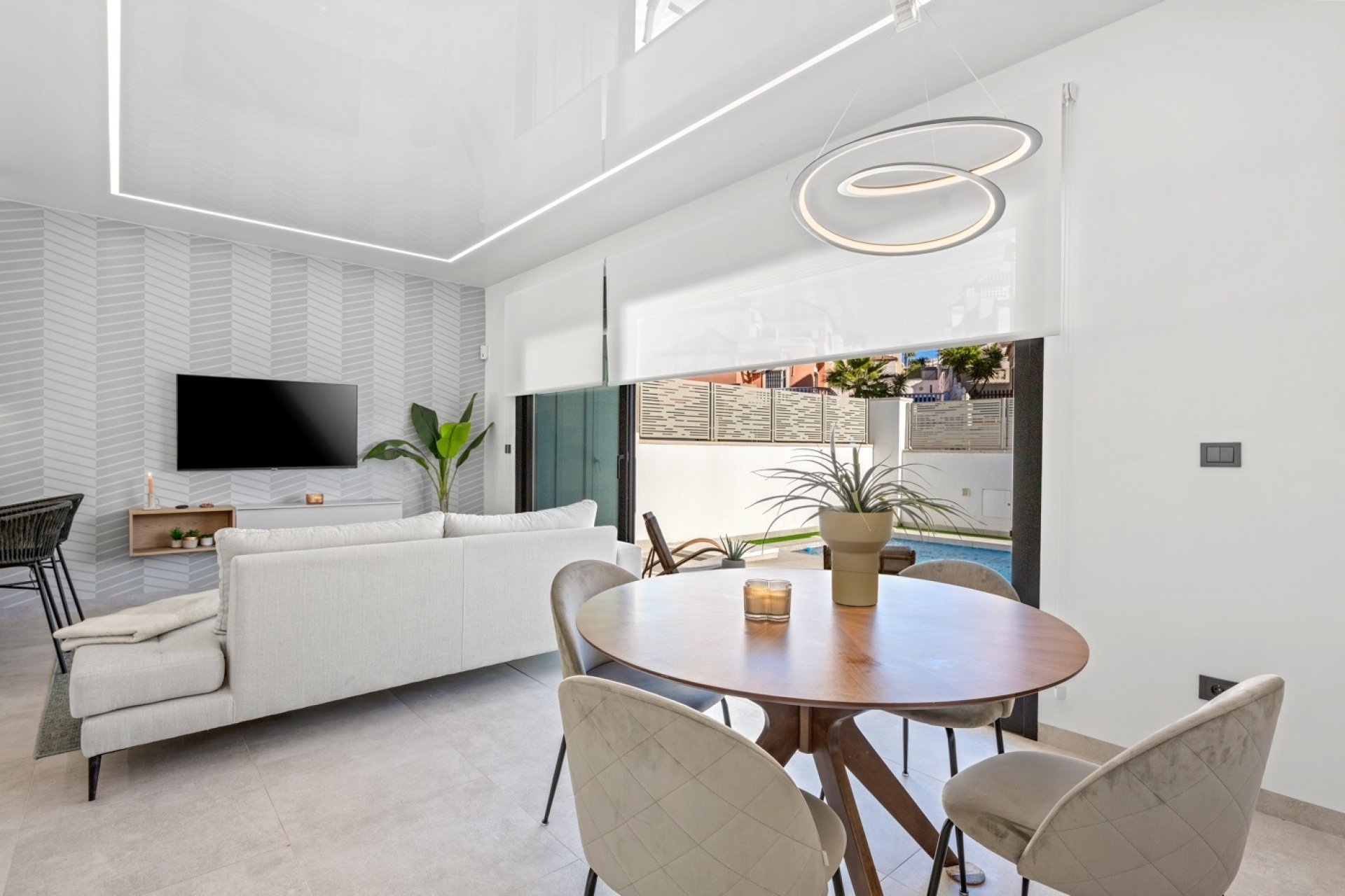Herverkoop - Villa -
Orihuela Costa - Costa Blanca