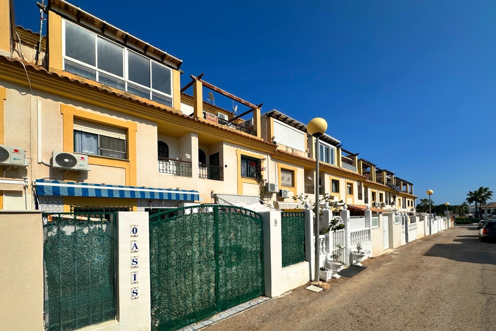 Herverkoop - Villa -
Orihuela Costa - Costa Blanca