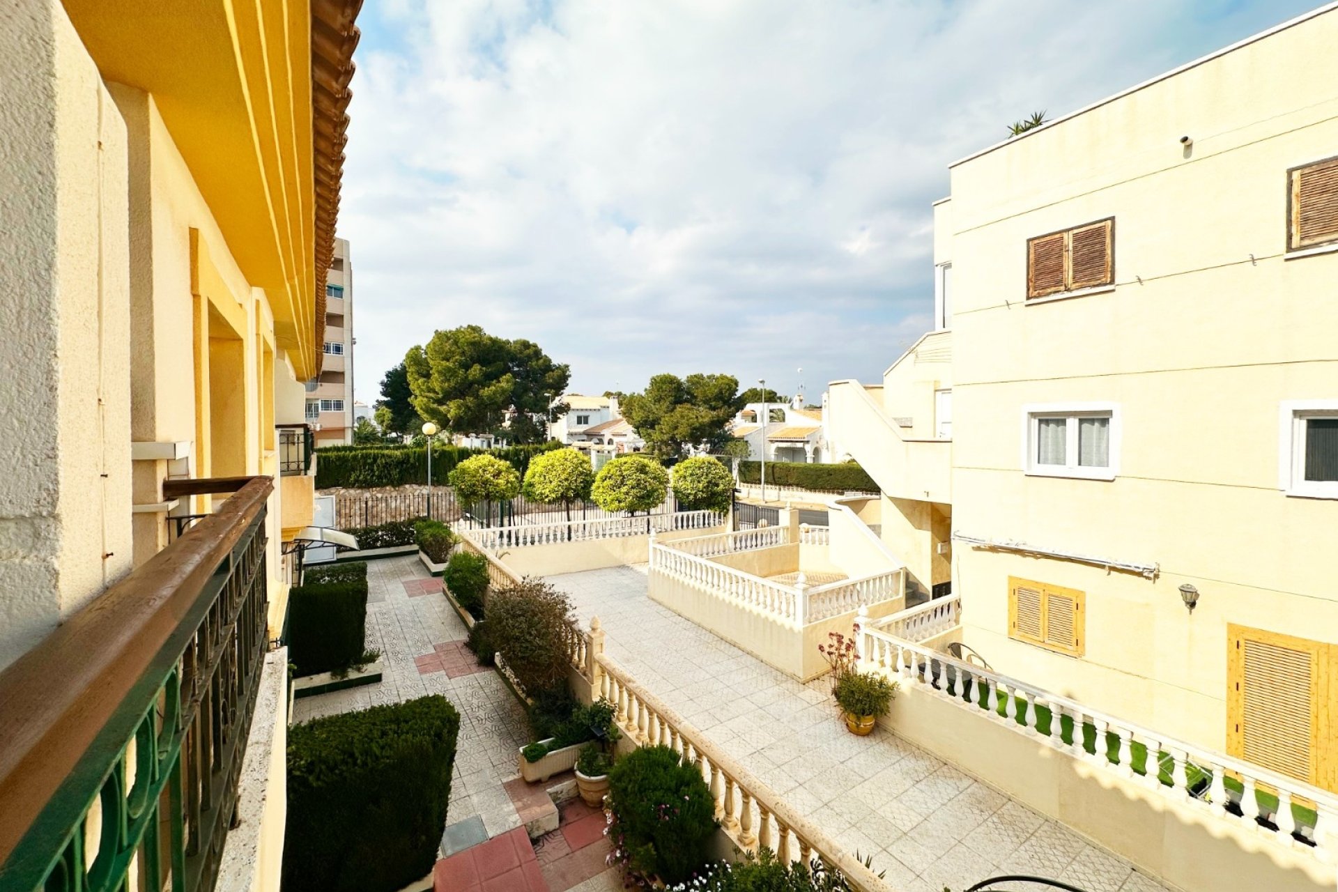 Herverkoop - Villa -
Orihuela Costa - Costa Blanca