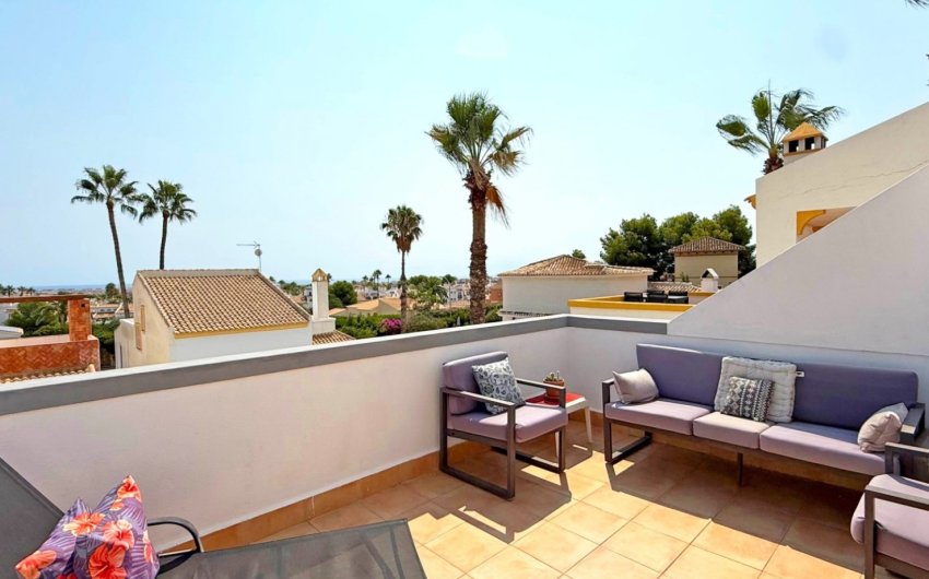 Herverkoop - Villa -
Orihuela Costa - Costa Blanca