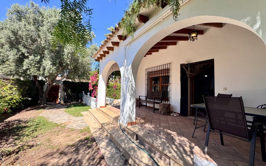 Herverkoop - Villa -
Orihuela Costa - Costa Blanca