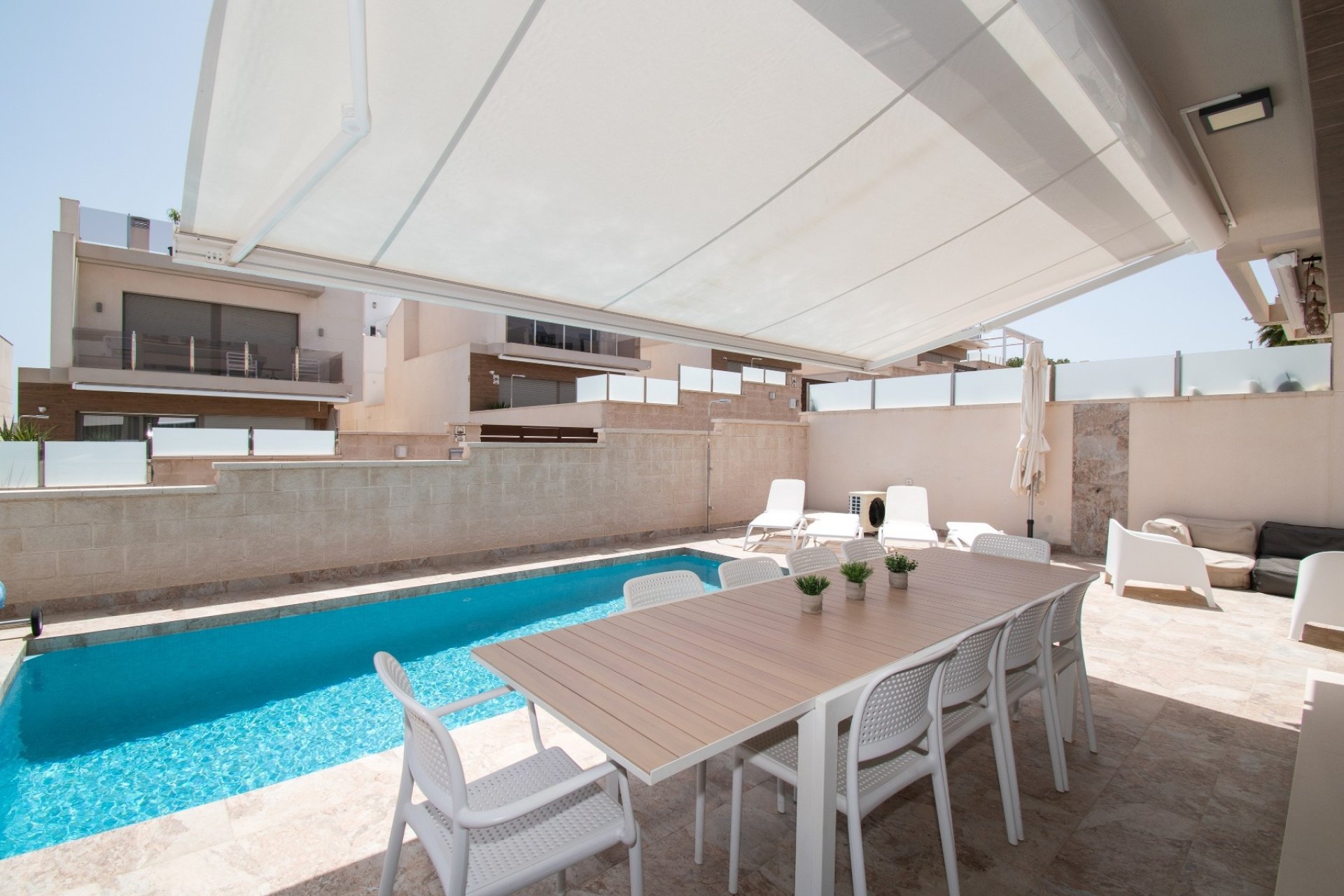 Herverkoop - Villa -
Orihuela Costa - Costa Blanca