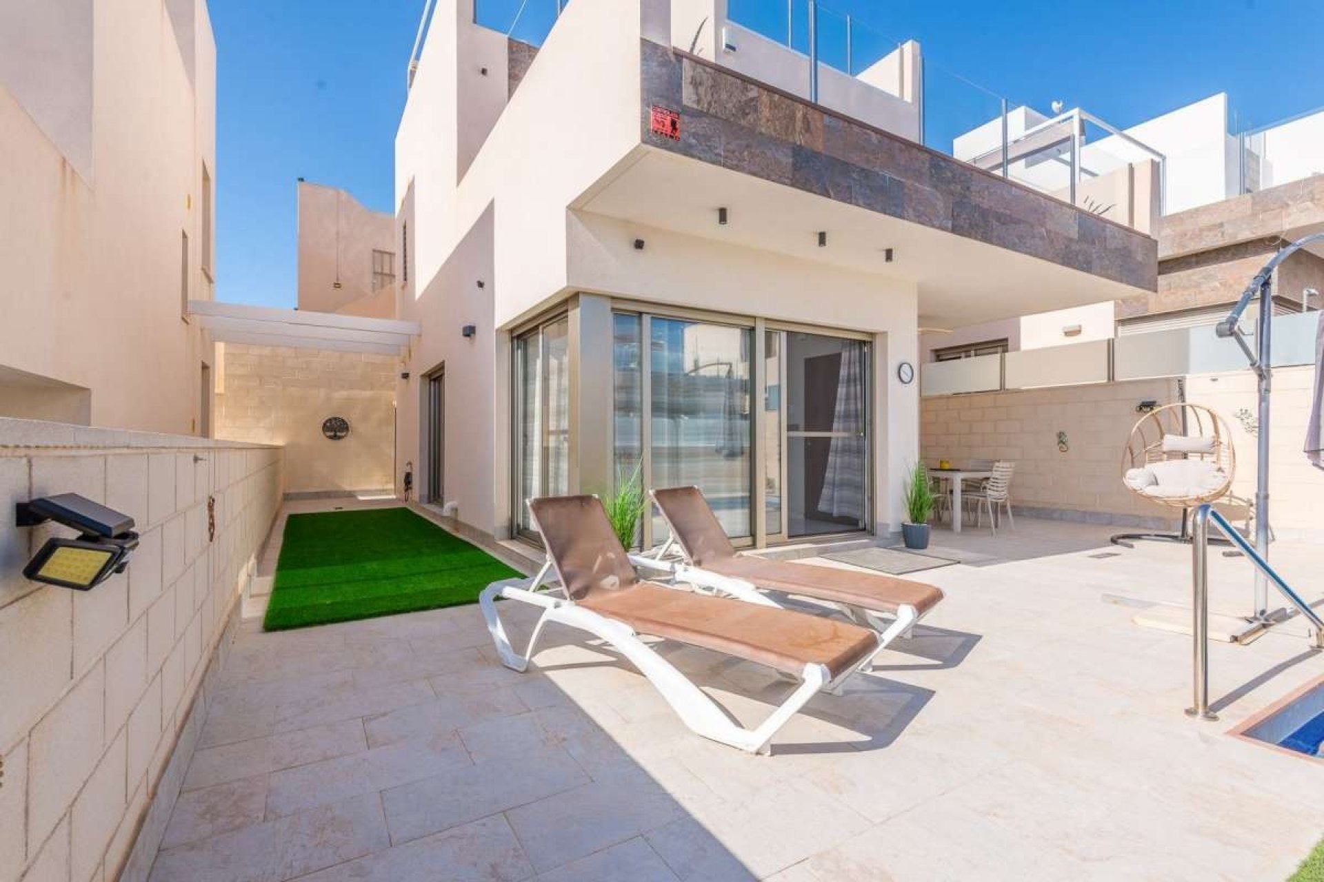 Herverkoop - Villa -
Orihuela Costa - Costa Blanca