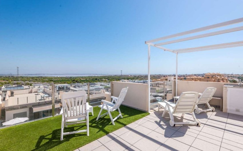 Herverkoop - Villa -
Orihuela Costa - Costa Blanca
