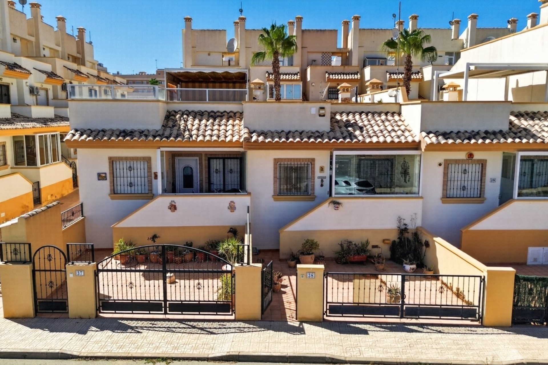 Herverkoop - Villa -
Orihuela Costa - Costa Blanca