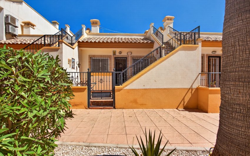 Herverkoop - Villa -
Orihuela Costa - Costa Blanca