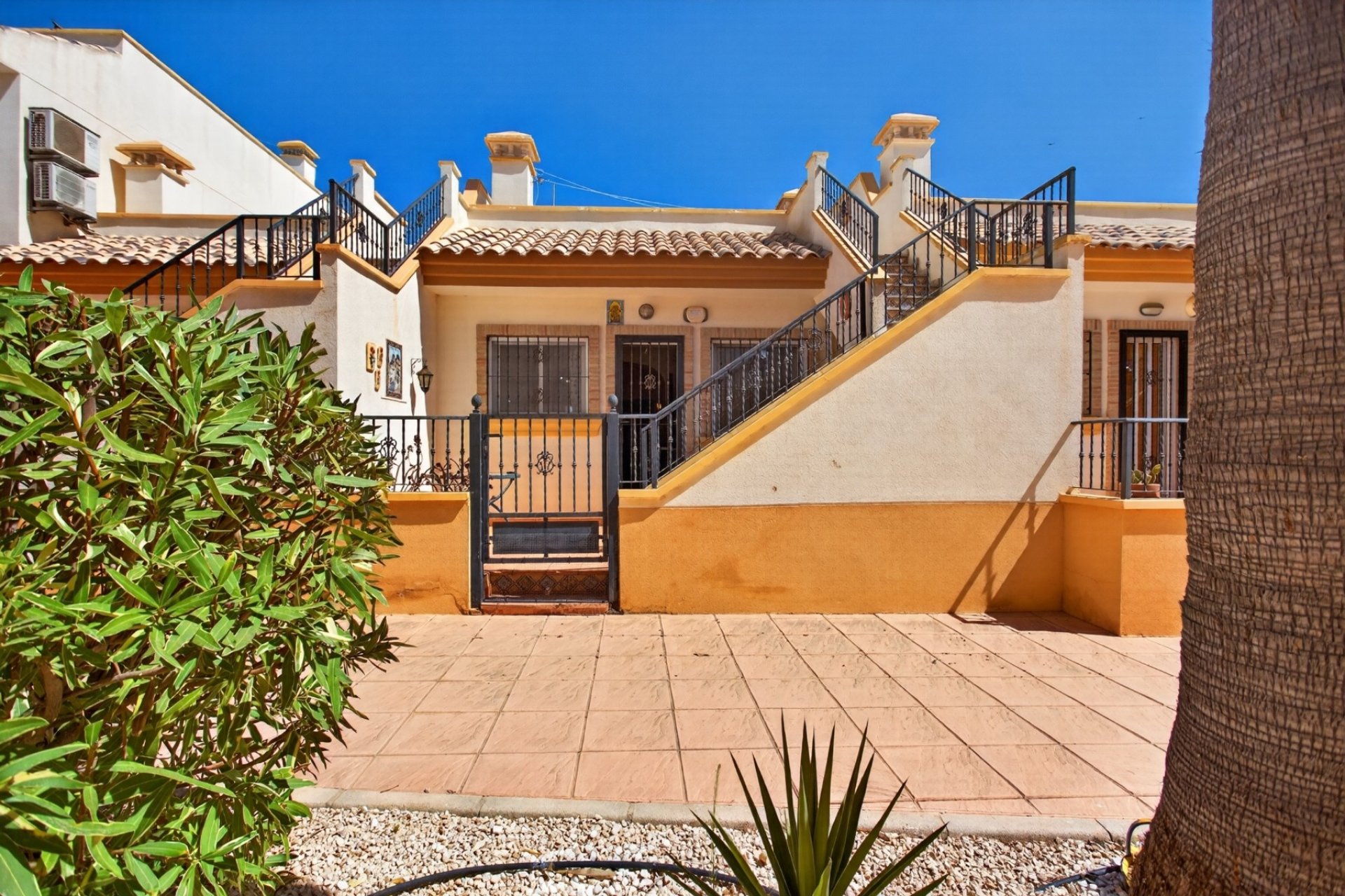 Herverkoop - Villa -
Orihuela Costa - Costa Blanca