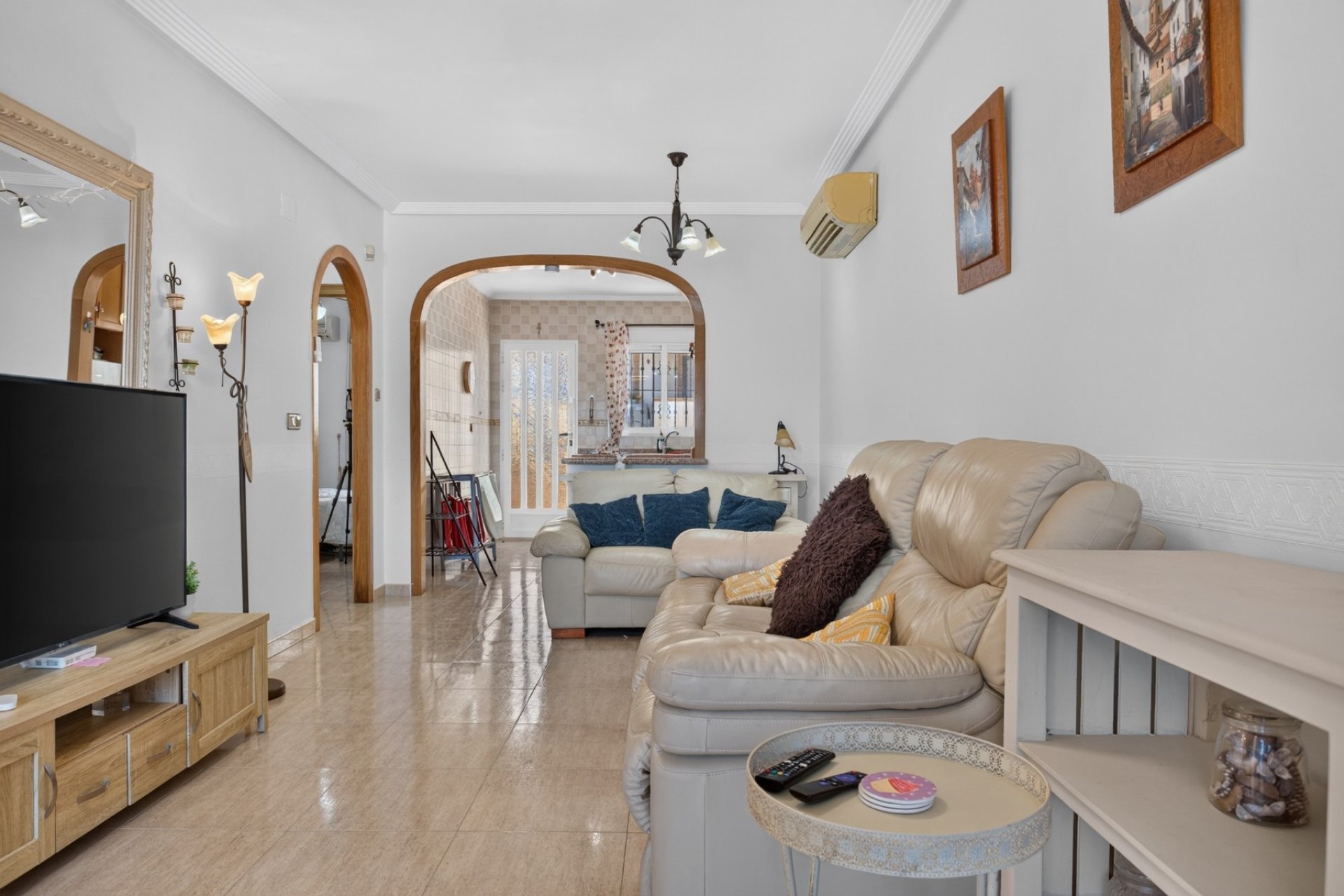 Herverkoop - Villa -
Orihuela Costa - Costa Blanca