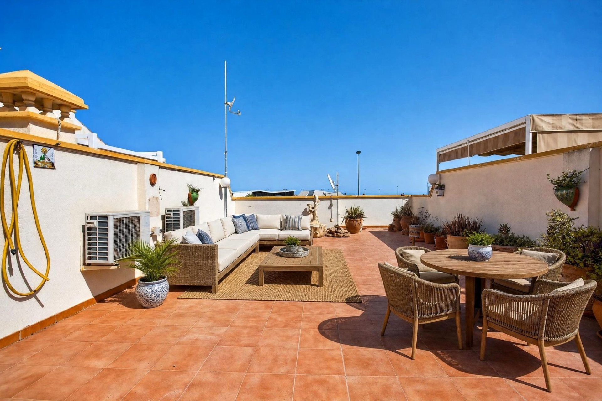 Herverkoop - Villa -
Orihuela Costa - Costa Blanca