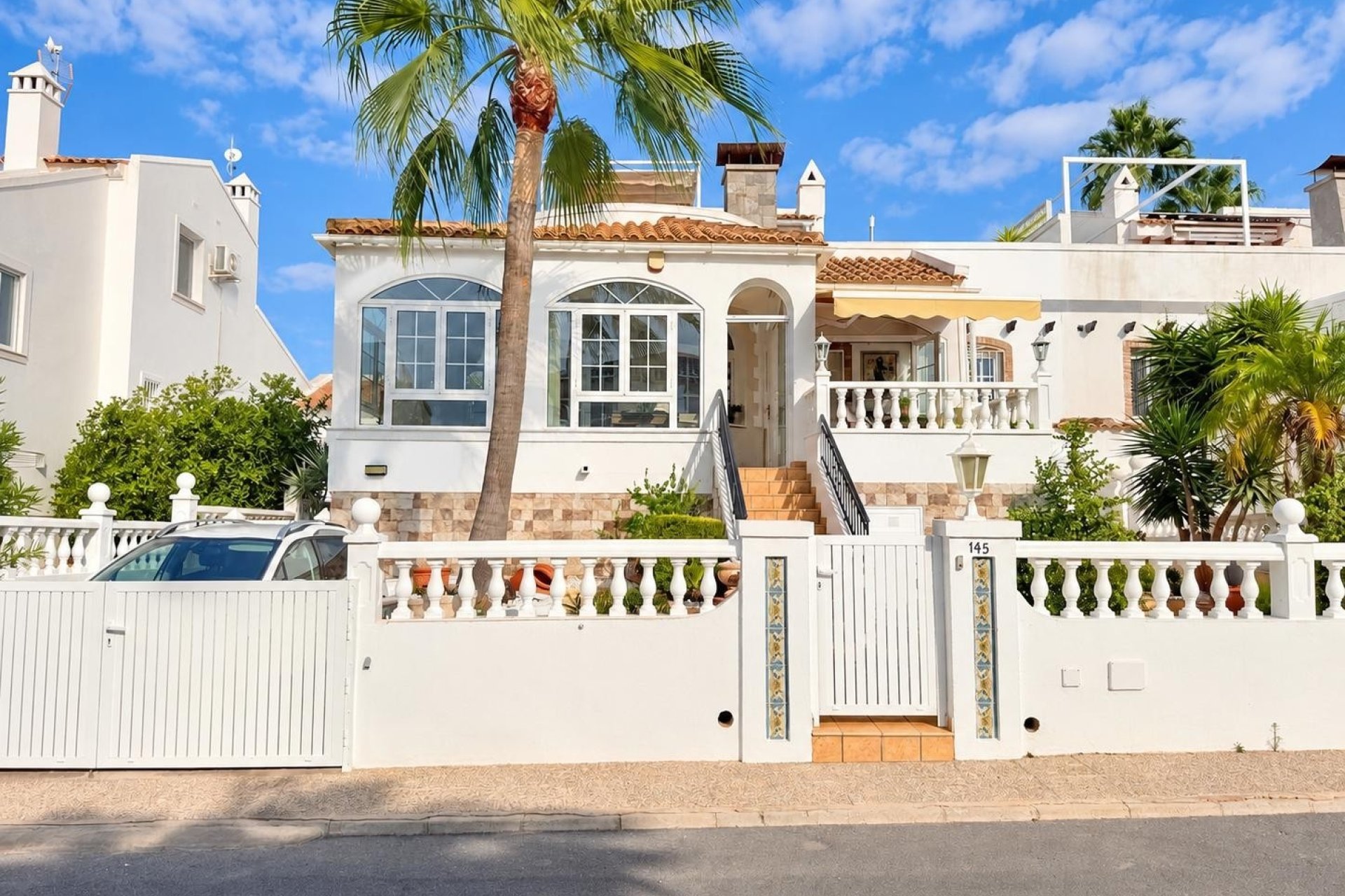 Herverkoop - Villa -
Orihuela Costa - Costa Blanca