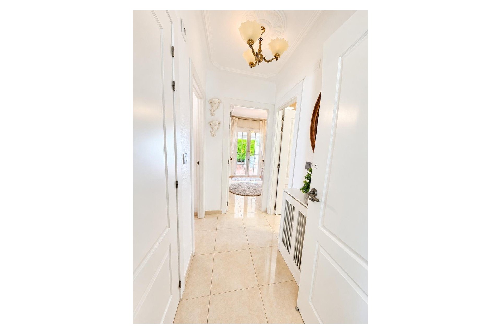Herverkoop - Villa -
Orihuela Costa - Costa Blanca