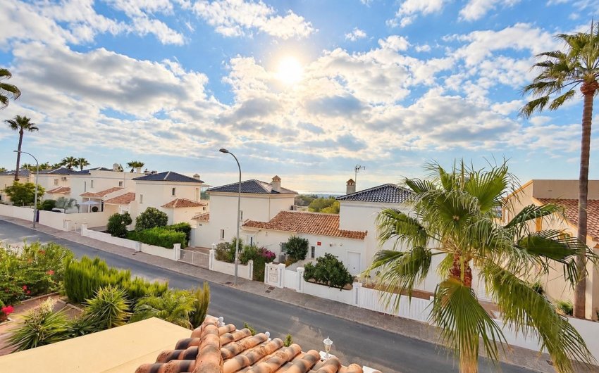 Herverkoop - Villa -
Orihuela Costa - Costa Blanca