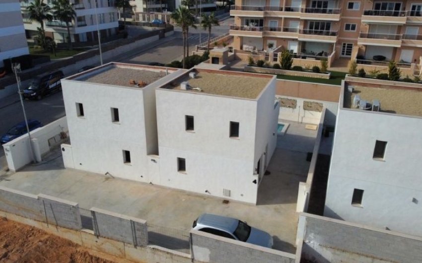 Herverkoop - Villa -
Orihuela Costa - Costa Blanca
