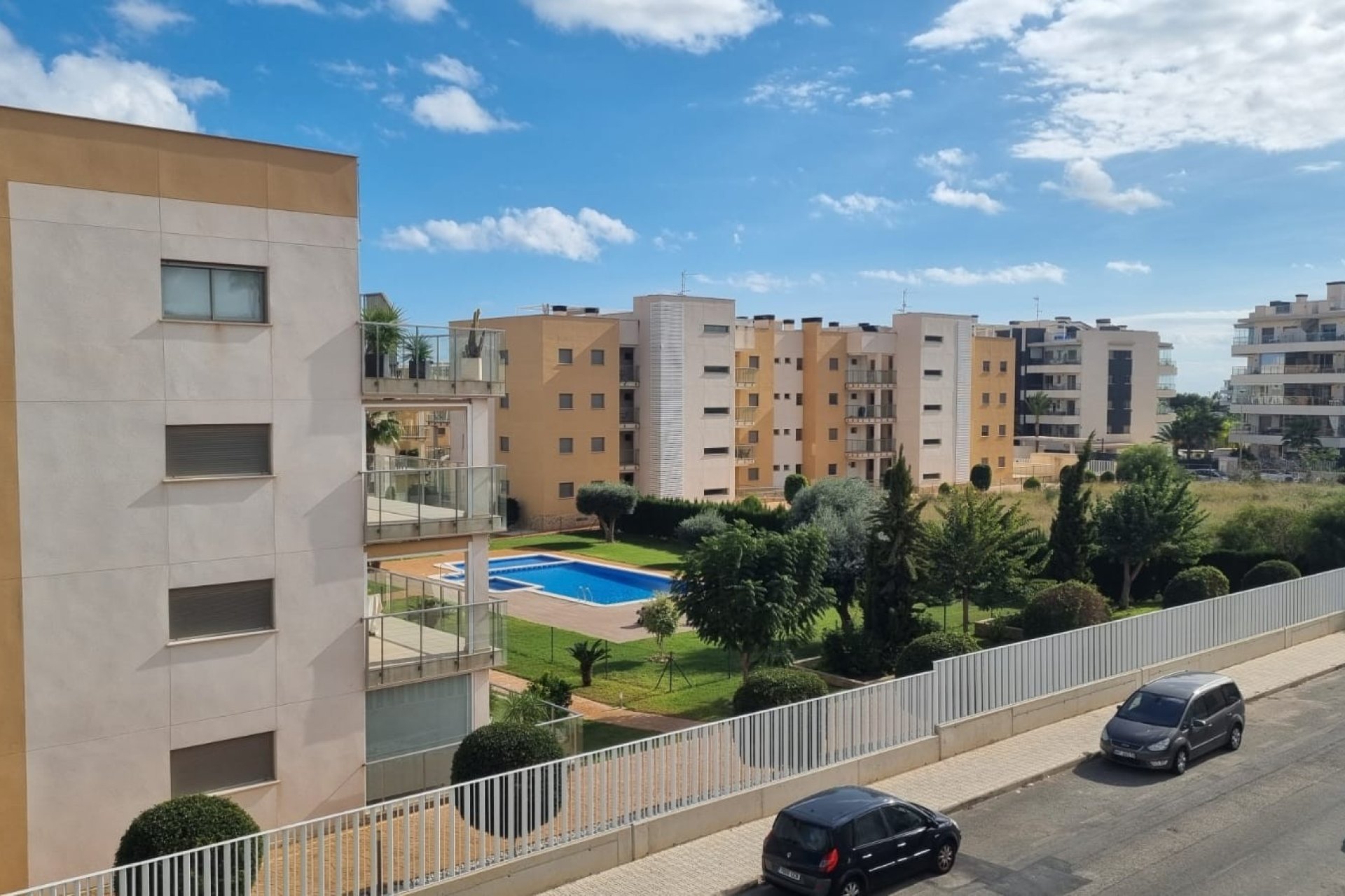 Herverkoop - Villa -
Orihuela Costa - Costa Blanca