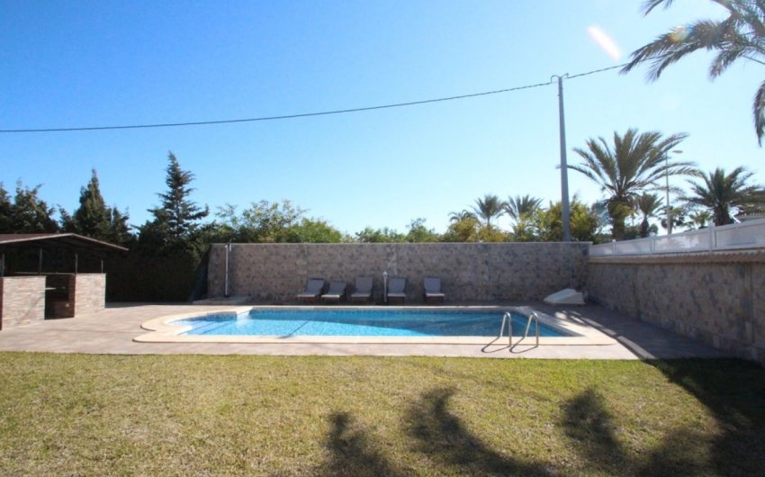 Herverkoop - Villa -
Orihuela Costa - Costa Blanca