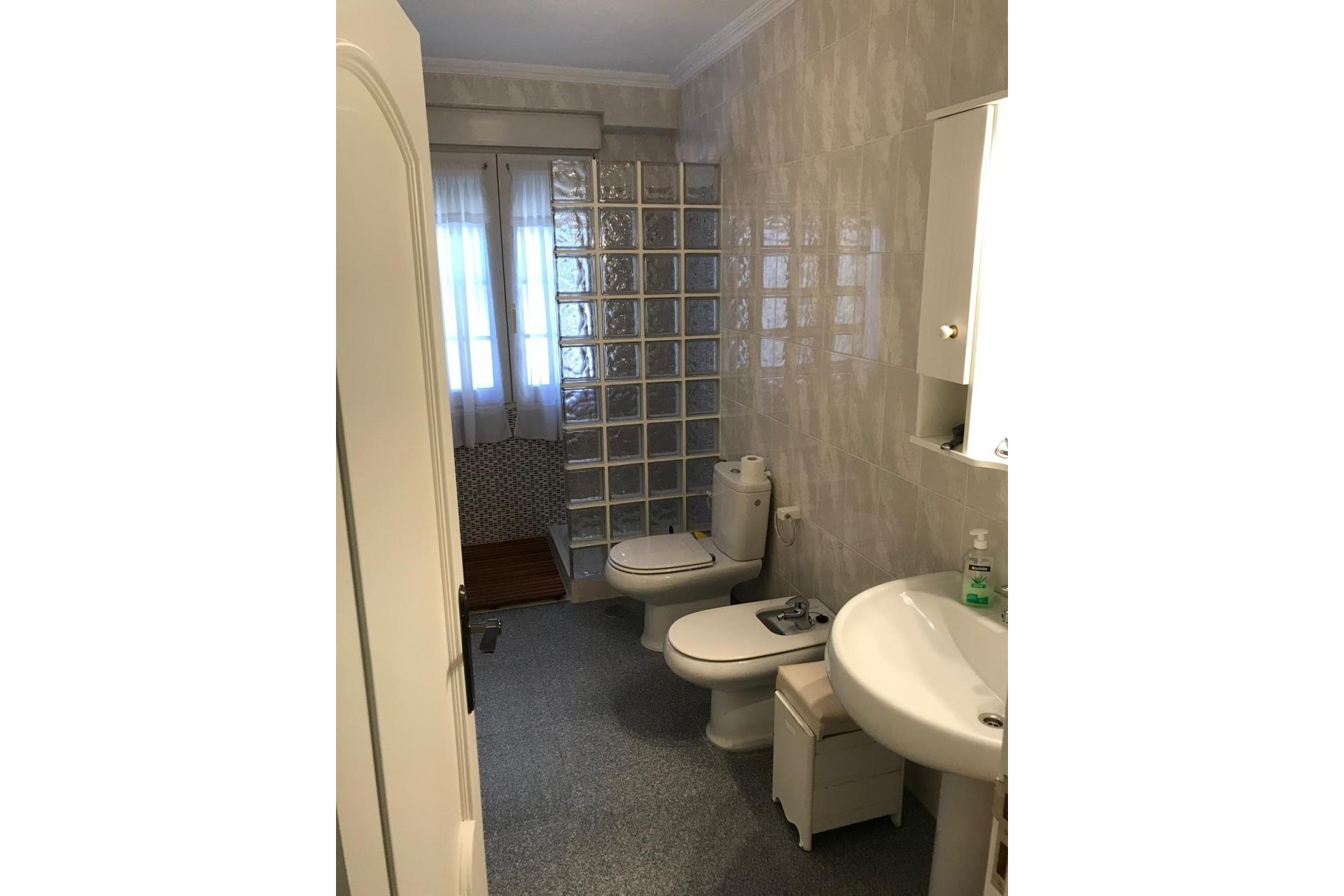 Herverkoop - Villa -
Orihuela Costa - Costa Blanca