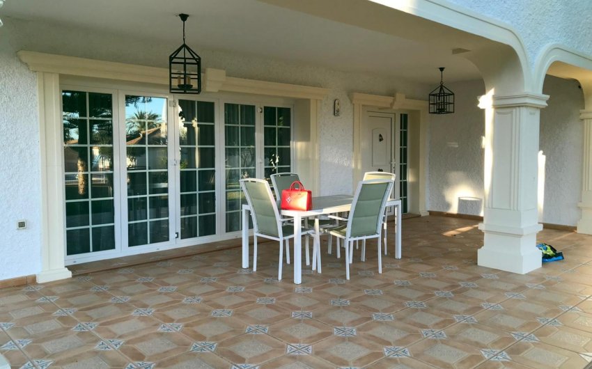 Herverkoop - Villa -
Orihuela Costa - Costa Blanca