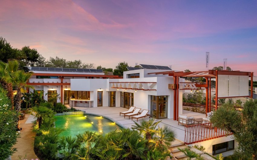 Herverkoop - Villa -
Orihuela Costa - Costa Blanca