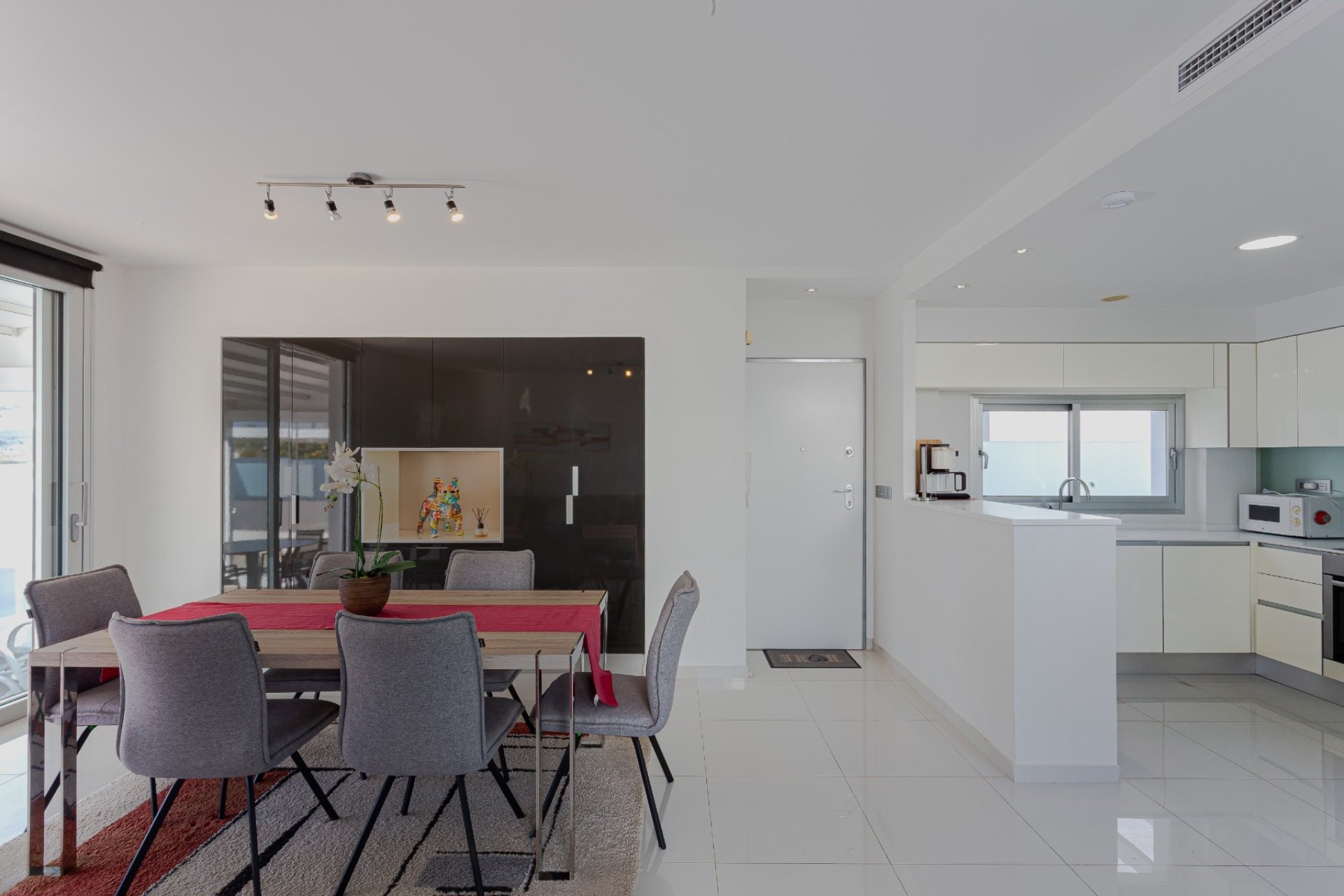 Herverkoop - Villa -
Orihuela Costa - Costa Blanca