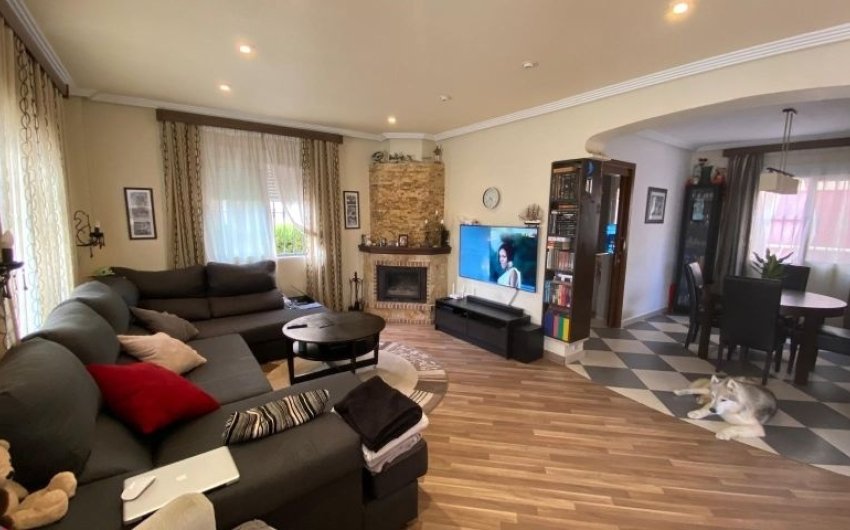 Herverkoop - Villa -
Orihuela Costa - Costa Blanca