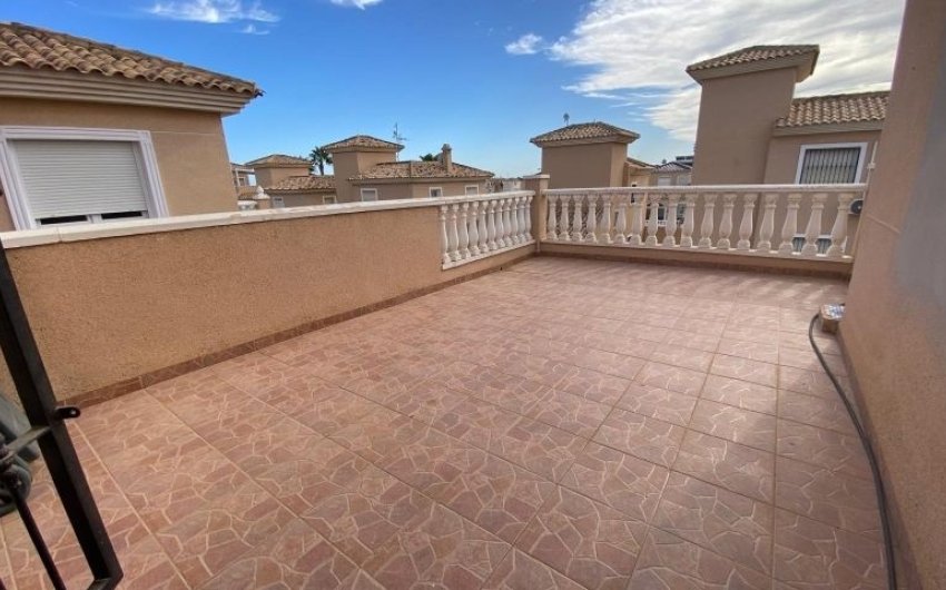 Herverkoop - Villa -
Orihuela Costa - Costa Blanca