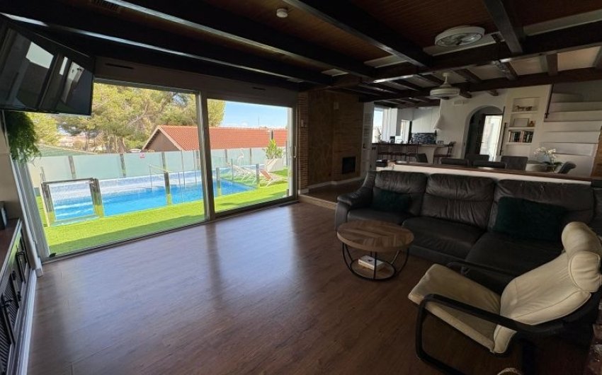 Herverkoop - Villa -
Orihuela Costa - Costa Blanca