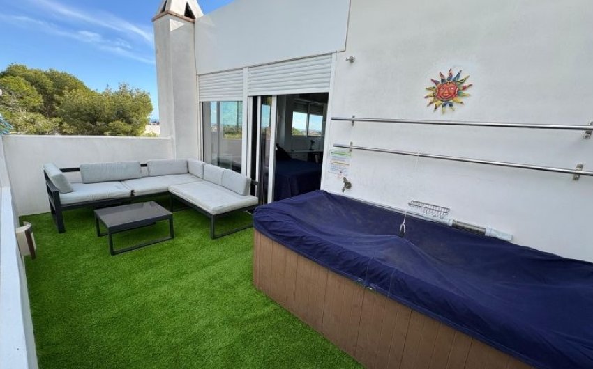 Herverkoop - Villa -
Orihuela Costa - Costa Blanca