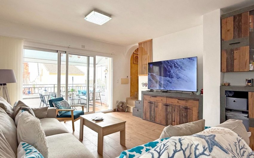 Herverkoop - Villa -
Orihuela Costa - Costa Blanca