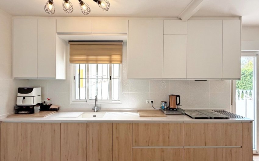 Herverkoop - Villa -
Orihuela Costa - Costa Blanca