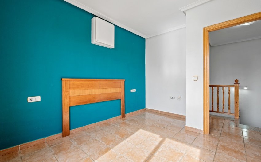 Herverkoop - Villa -
Orihuela Costa - Costa Blanca