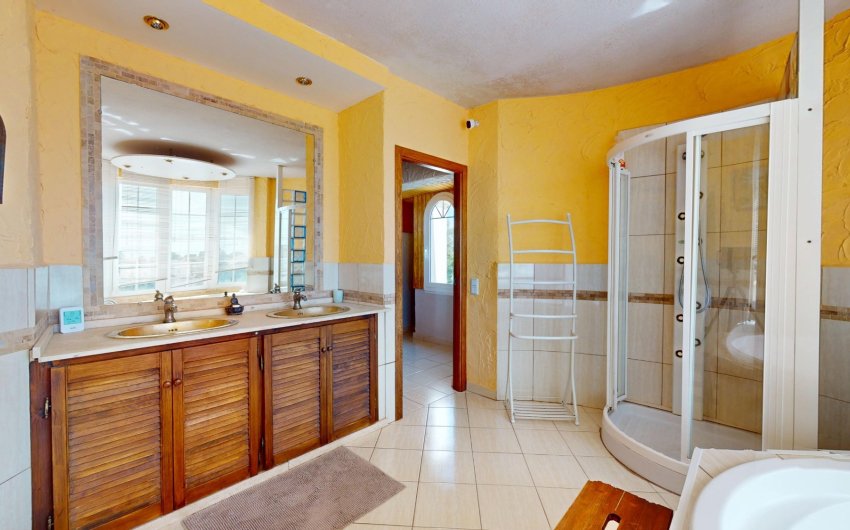 Herverkoop - Villa -
Orihuela Costa - Costa Blanca