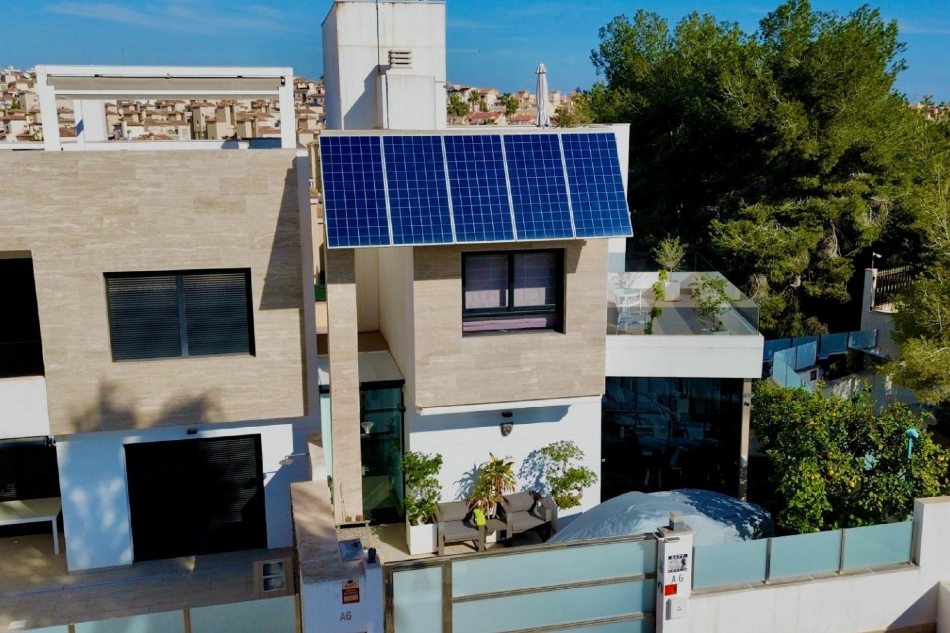 Herverkoop - Villa -
Orihuela Costa - Costa Blanca