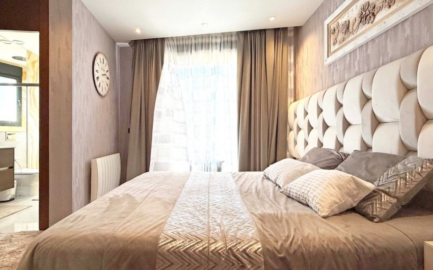 Herverkoop - Villa -
Orihuela Costa - Costa Blanca