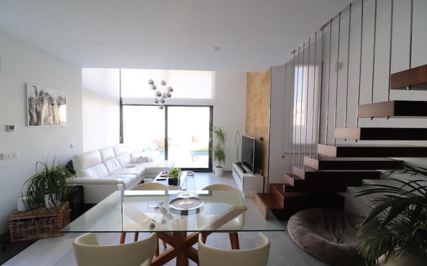 Herverkoop - Villa -
Orihuela Costa - Costa Blanca