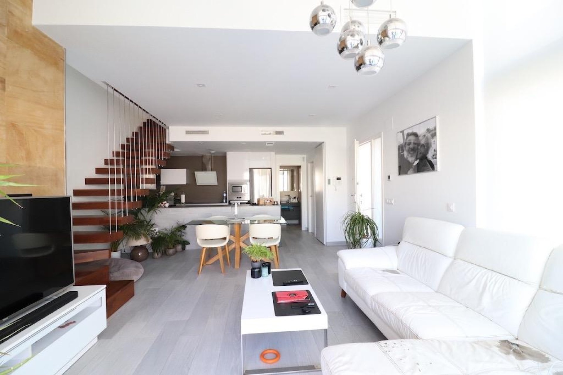 Herverkoop - Villa -
Orihuela Costa - Costa Blanca