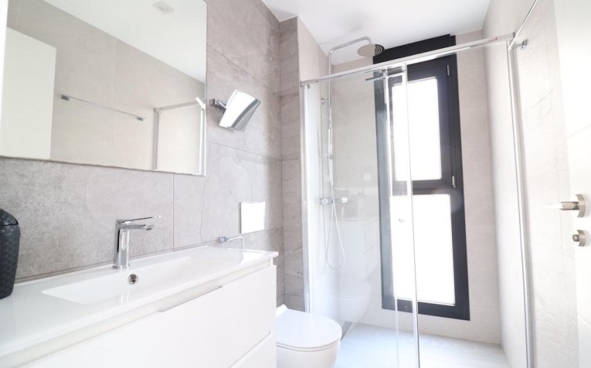 Herverkoop - Villa -
Orihuela Costa - Costa Blanca