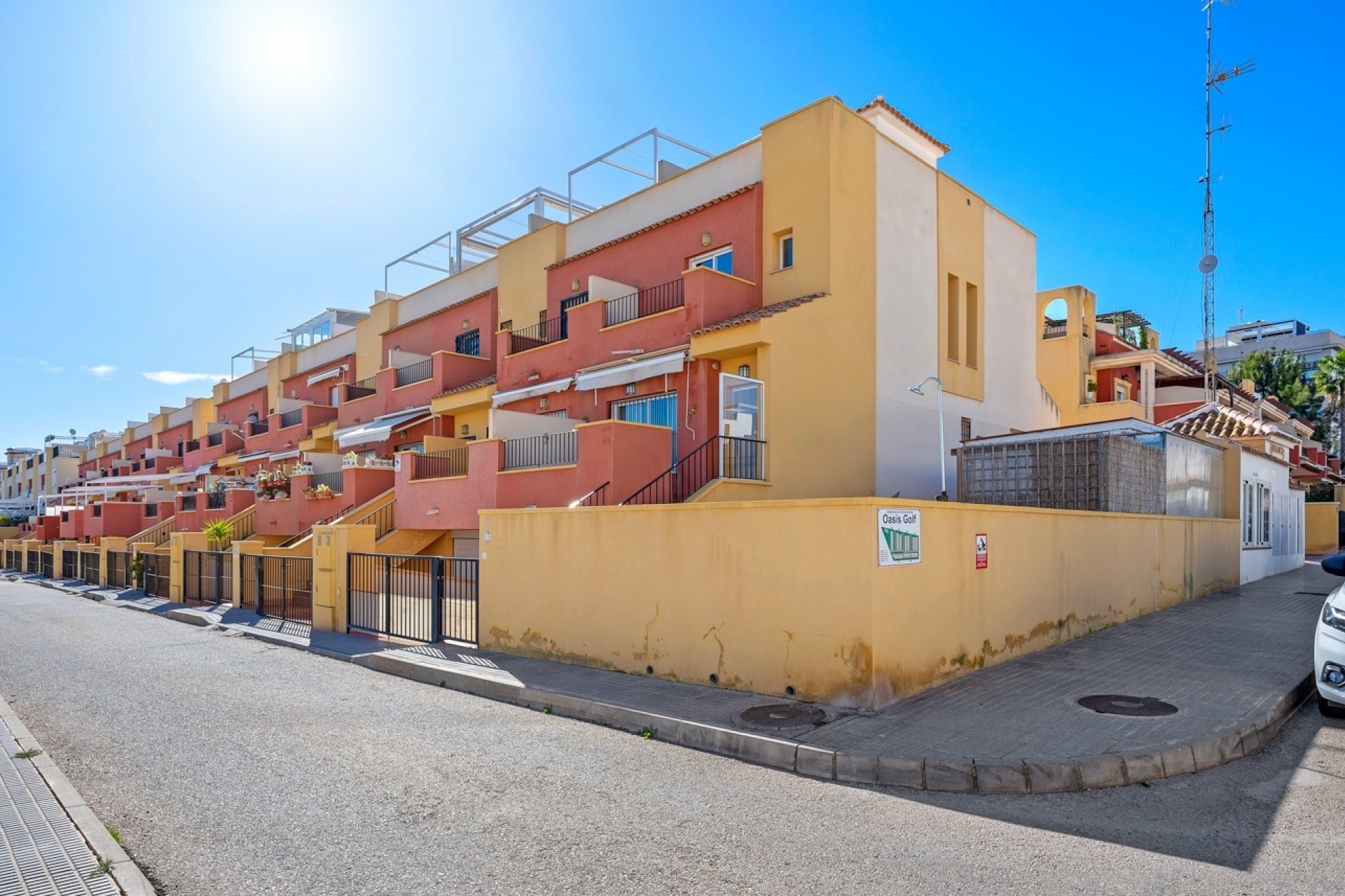 Herverkoop - Villa -
Orihuela Costa - Costa Blanca