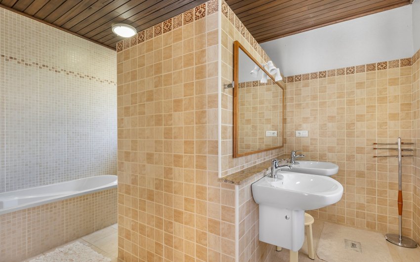 Herverkoop - Villa -
Orihuela Costa - Costa Blanca