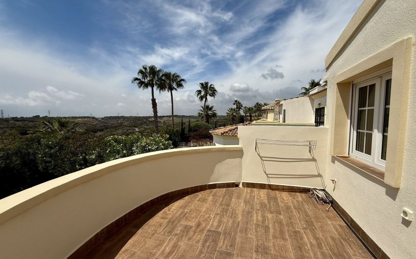 Herverkoop - Villa -
Orihuela Costa - Costa Blanca