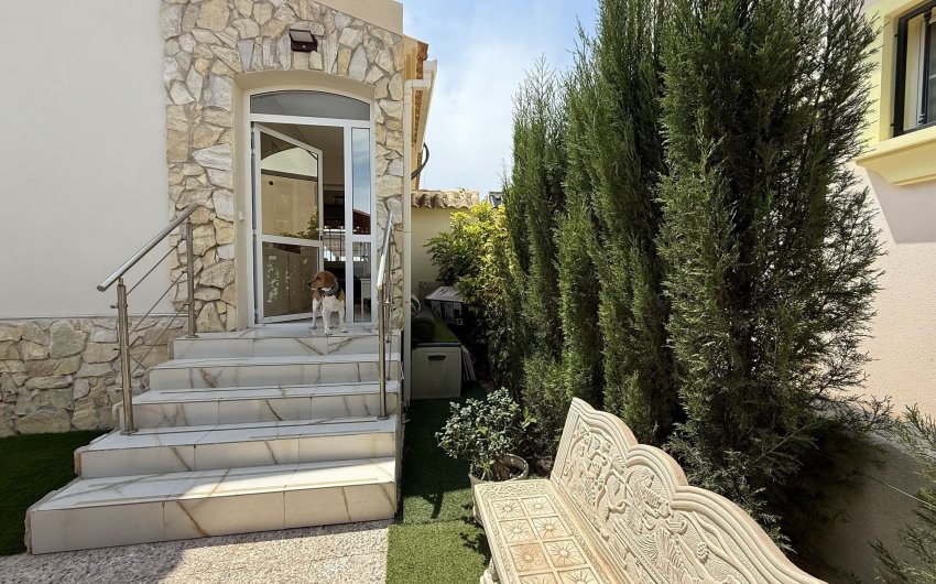 Herverkoop - Villa -
Orihuela Costa - Costa Blanca