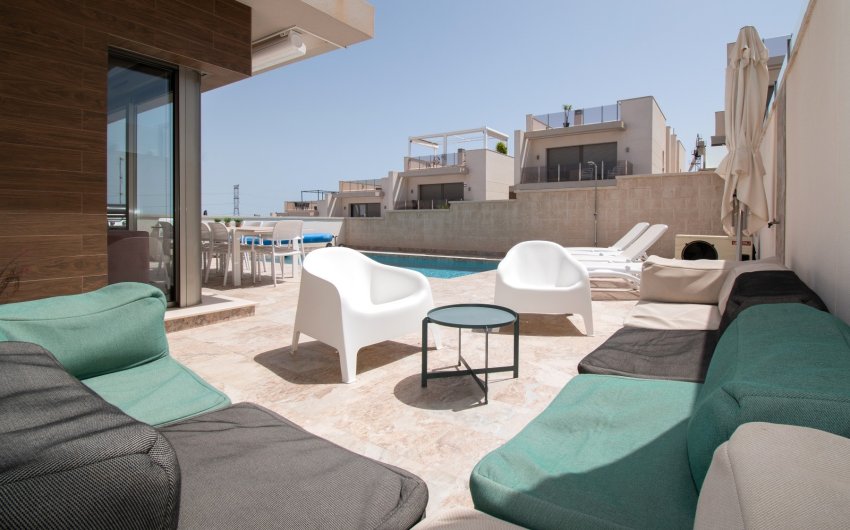 Herverkoop - Villa -
Orihuela Costa - Costa Blanca