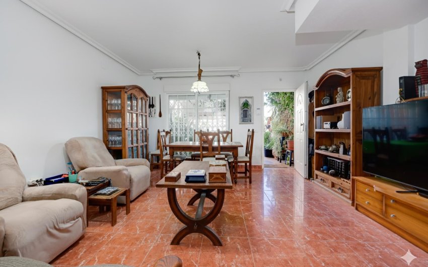 Herverkoop - Villa -
Orihuela Costa - Costa Blanca