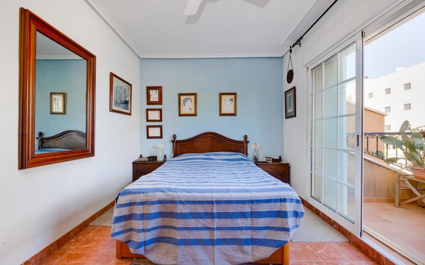 Herverkoop - Villa -
Orihuela Costa - Costa Blanca