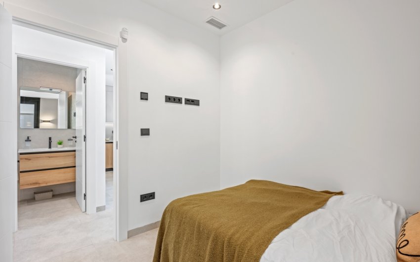 Herverkoop - Villa -
Orihuela Costa - Costa Blanca