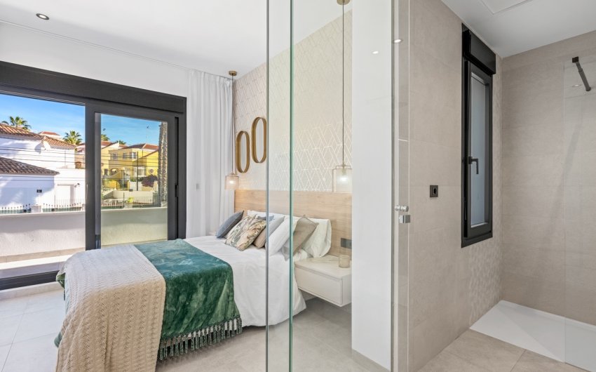 Herverkoop - Villa -
Orihuela Costa - Costa Blanca