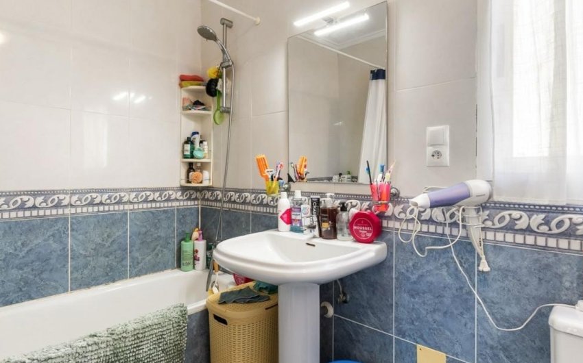 Herverkoop - Villa -
Orihuela Costa - Costa Blanca