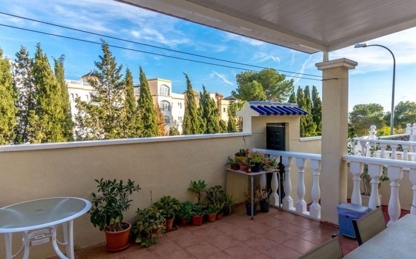 Herverkoop - Villa -
Orihuela Costa - Costa Blanca