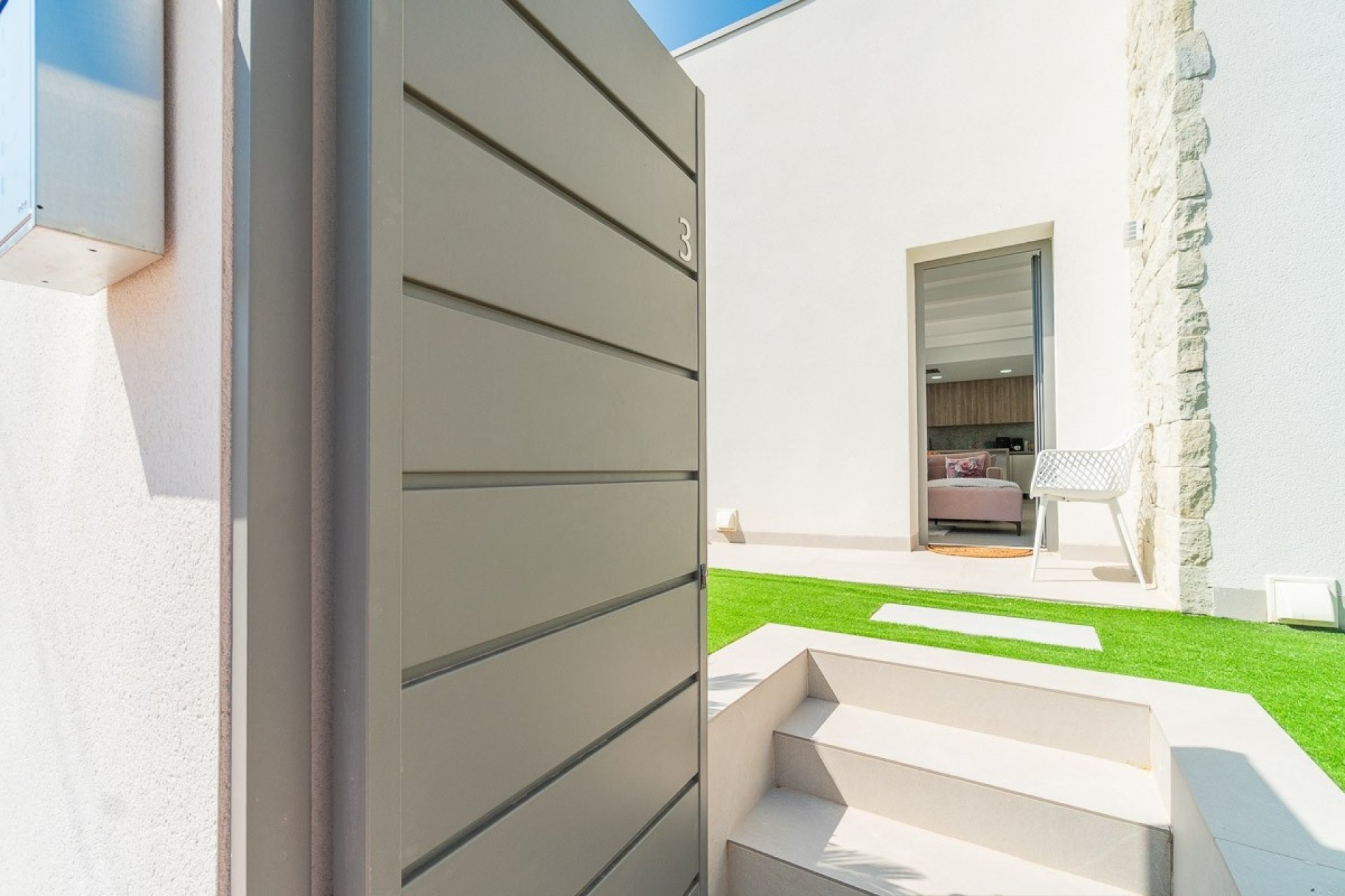 Herverkoop - Villa -
Orihuela Costa - Costa Blanca