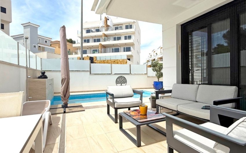 Herverkoop - Villa -
Orihuela Costa - Costa Blanca